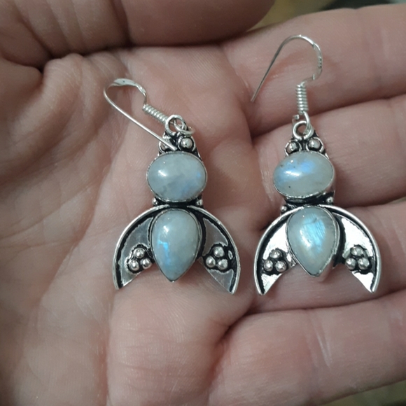 New Rainbow Moonstone Silver Earrings. - Picture 4 of 8